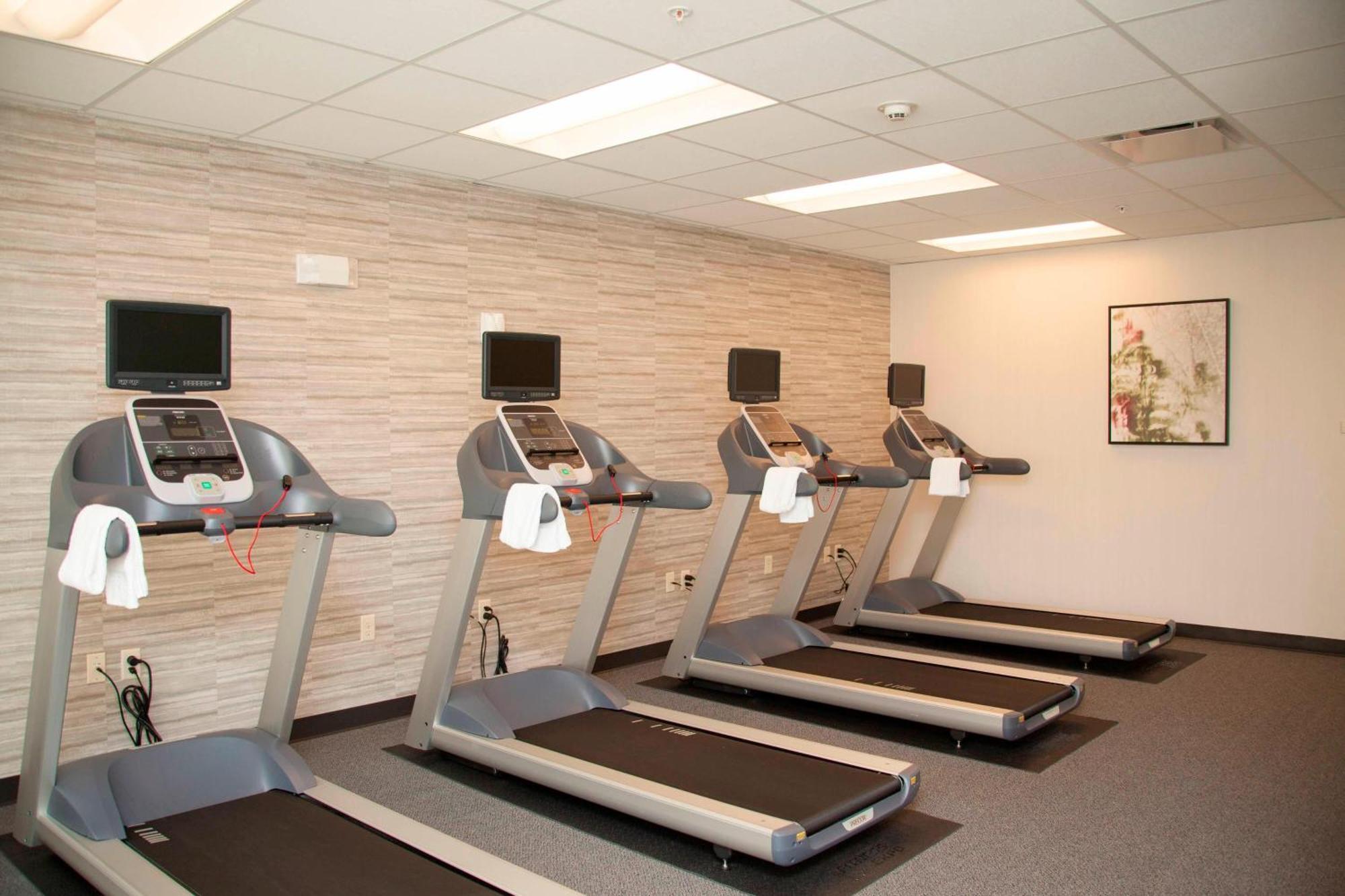 Courtyard By Marriott Houston City Place Спринг Экстерьер фото