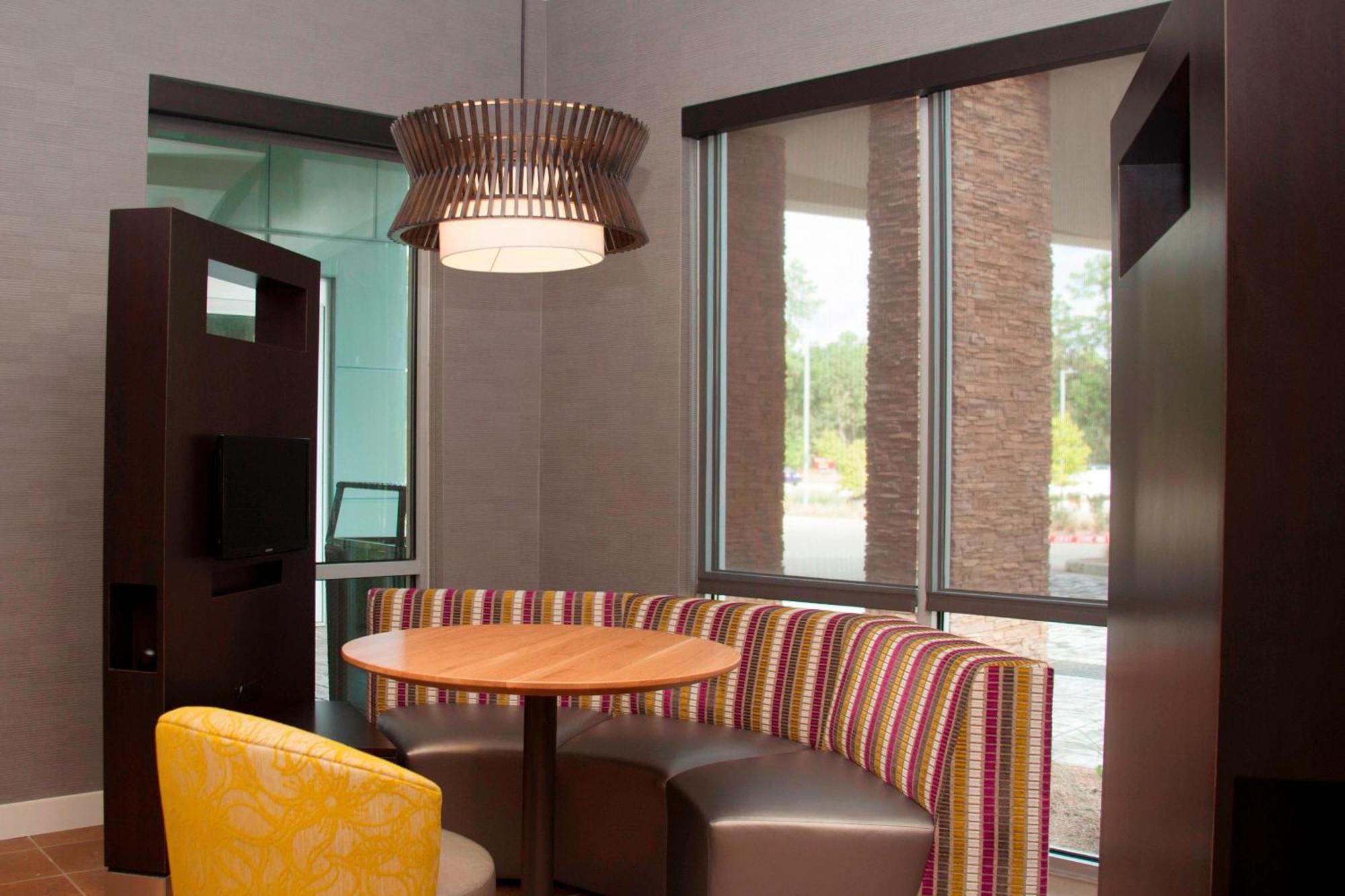 Courtyard By Marriott Houston City Place Спринг Экстерьер фото