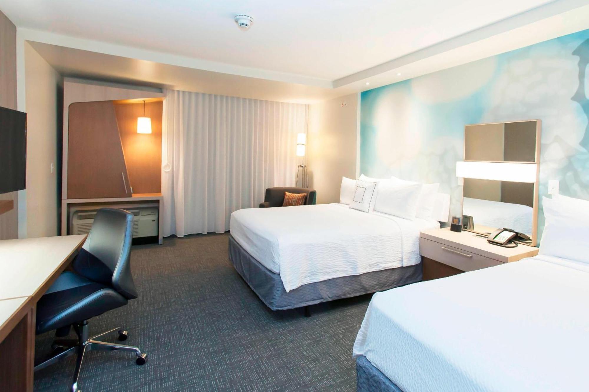 Courtyard By Marriott Houston City Place Спринг Экстерьер фото